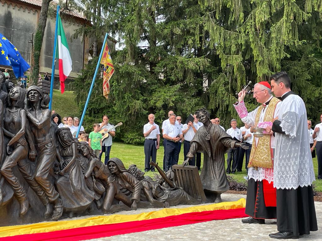 Benedizione della statua