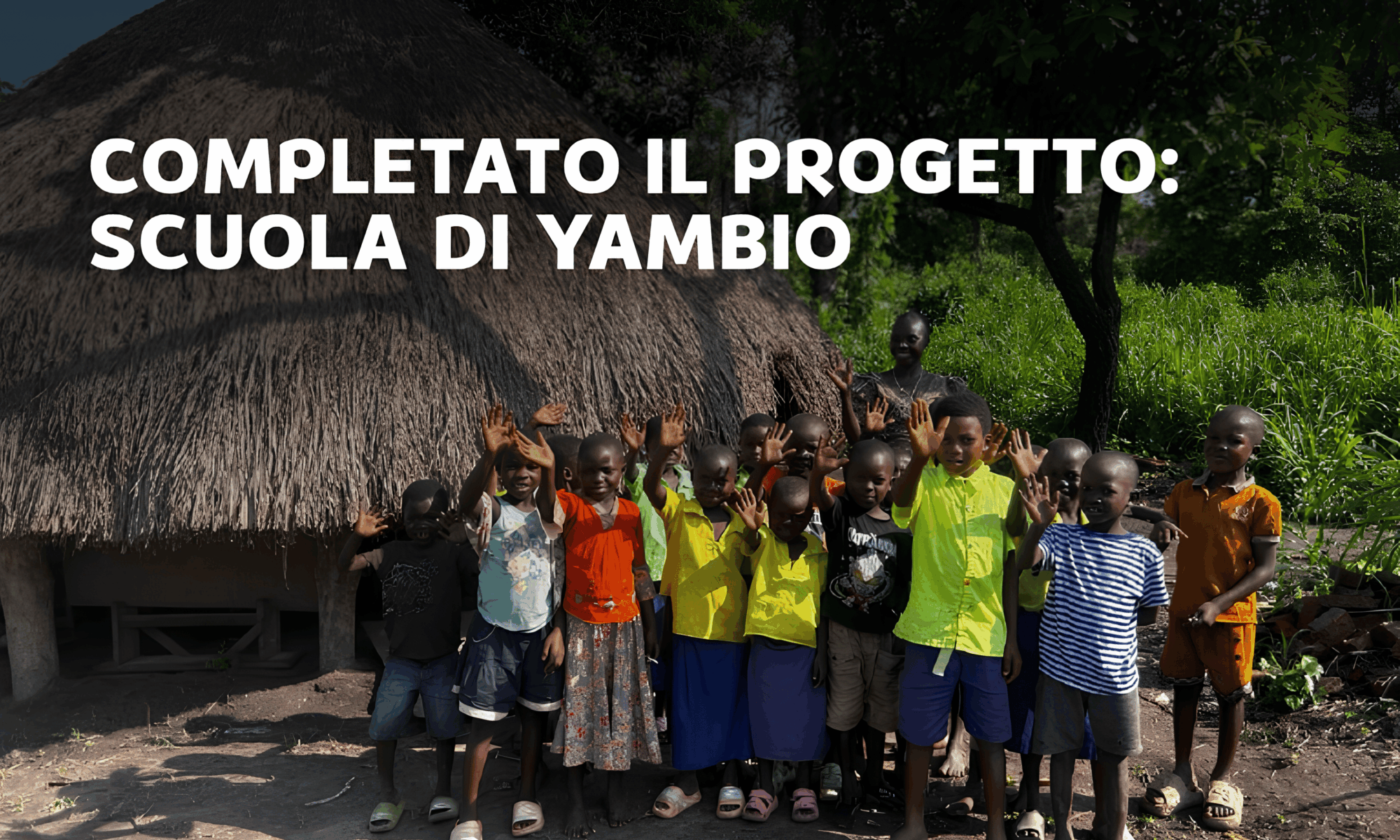 Alunni e insegnante della scuola di Yambio in Sud Sudan.