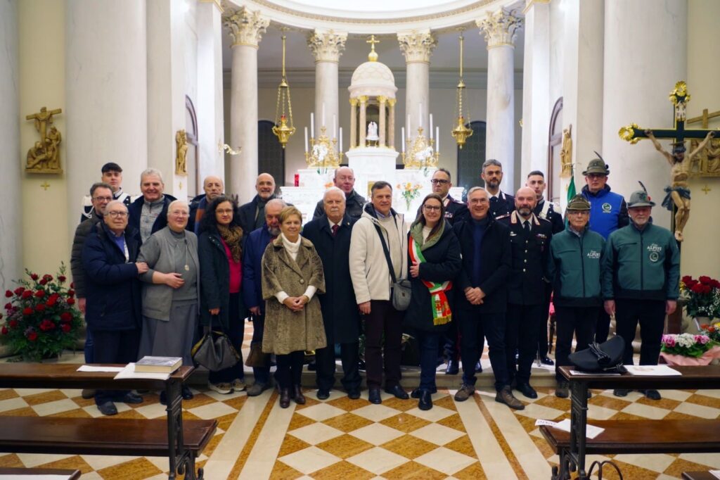 Associazione Bakhita Schio-Sudan con autorità civili e militari