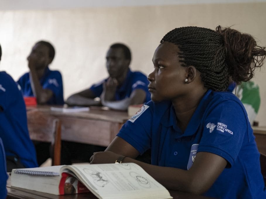 Immagine di un progetto realizzato, ovvero il sostegno ad una scuola per ostetriche con Il CUAMM In Sud Sudan